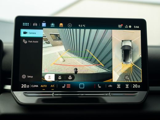 Volkswagen T-Roc 1.5 eTsi R-Line First Edition | Trekhaak wegkl. | 360 Camera | Panodak | Harman/Kardon | Prijs Ri... ActivLease financial lease