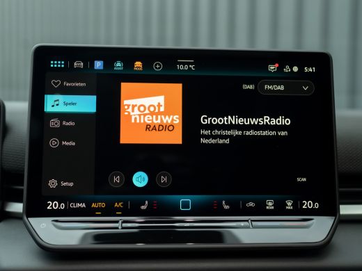 Volkswagen T-Roc 1.5 eTsi R-Line First Edition | Trekhaak wegkl. | 360 Camera | Panodak | Harman/Kardon | Prijs Ri... ActivLease financial lease