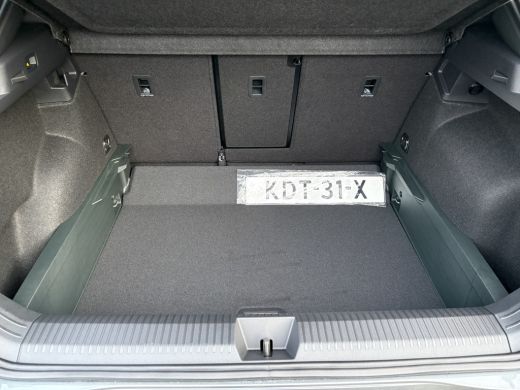 Volkswagen T-Roc 1.5 eTsi R-Line First Edition | Trekhaak wegkl. | 360 Camera | Panodak | Harman/Kardon | Prijs Ri... ActivLease financial lease