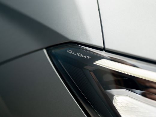 Volkswagen T-Roc 1.5 eTsi R-Line First Edition | Trekhaak wegkl. | 360 Camera | Panodak | Harman/Kardon | Prijs Ri... ActivLease financial lease