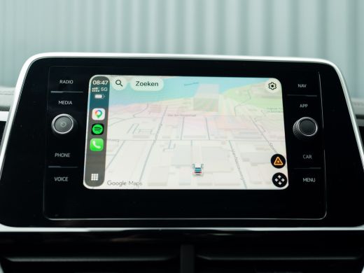 Volkswagen T-Roc 1.5 TSI R-Line Business | Trekhaak afnb. | Camera | Stoelverwarming | Prijs Rijklaar!! ActivLease financial lease