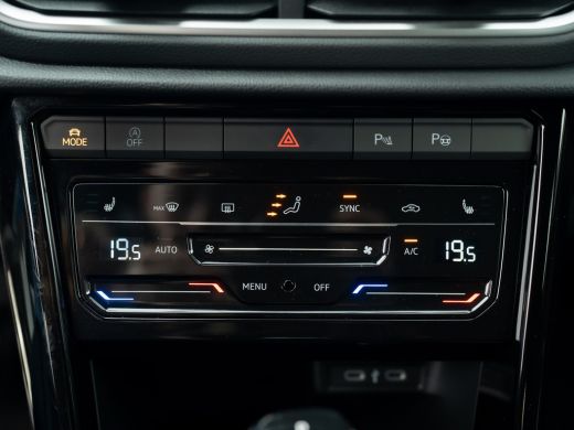 Volkswagen T-Roc 1.5 TSI R-Line Business | Trekhaak afnb. | Camera | Stoelverwarming | Prijs Rijklaar!! ActivLease financial lease