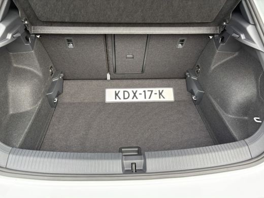 Volkswagen T-Roc 1.5 TSI R-Line Business | Trekhaak afnb. | Camera | Stoelverwarming | Prijs Rijklaar!! ActivLease financial lease