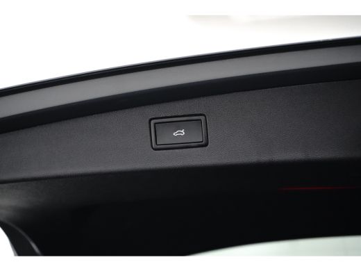 Volkswagen Tiguan 1.5 TSI eHybrid 272PK DSG-6 R-Line | PANORAMADAK | BLACK STYLE | 20 INCH | ELEKTR. A. KLEP | NAVI... ActivLease financial lease