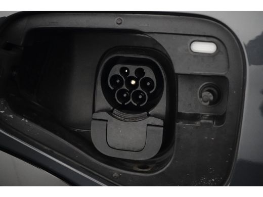 Volkswagen Tiguan 1.5 TSI eHybrid 272PK DSG-6 R-Line | PANORAMADAK | BLACK STYLE | 20 INCH | ELEKTR. A. KLEP | NAVI... ActivLease financial lease