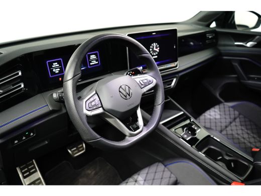 Volkswagen Tiguan 1.5 TSI eHybrid 272PK DSG-6 R-Line | PANORAMADAK | BLACK STYLE | 20 INCH | ELEKTR. A. KLEP | NAVI... ActivLease financial lease