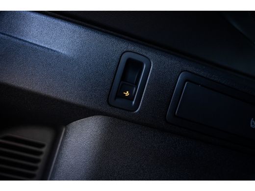 Volkswagen Tiguan R-Line Edition - eHybrid | 'App-Connect' draadloze smartphone integratie | Achteruitrijcamera (Re... ActivLease financial lease