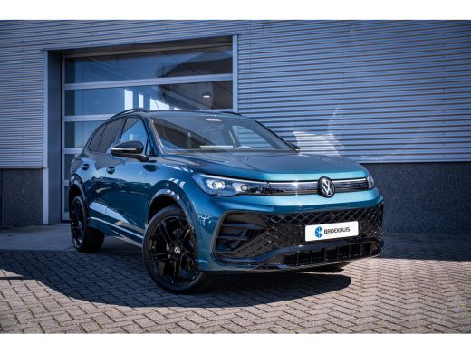 Volkswagen Tiguan R-Line Edition - eHybrid | 'App-Connect' draadloze smartphone integratie | Achteruitrijcamera (Re... ActivLease financial lease