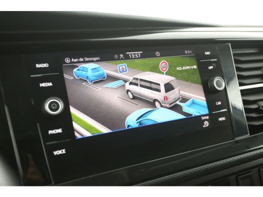 Volkswagen Transporter 2.0 TDI L1H1 150PK | DSG | Airco | Adap. Cruise | 3 Zits | Camera | Virtual | Trekhaak | Carplay ... ActivLease financial lease