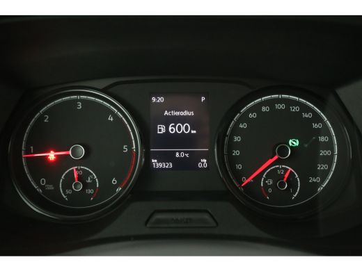 Volkswagen Transporter 2.0 TDI L2H1 150PK | Aut. | Airco | Cruise | Carplay | 3 Zits | Parkeersens. | Trekhaak ActivLease financial lease