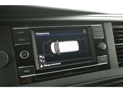 Volkswagen Transporter 2.0 TDI L2H1 150PK | Aut. | Airco | Cruise | Carplay | 3 Zits | Parkeersens. | Trekhaak ActivLease financial lease