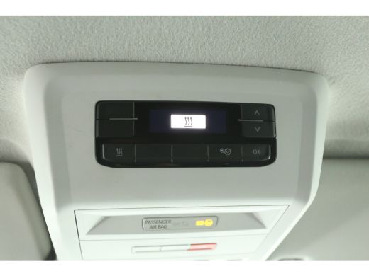 Volkswagen Transporter 2.0 TDI L2H1 150PK | Aut. | Airco | Cruise | Carplay | 3 Zits | Parkeersens. | Trekhaak ActivLease financial lease