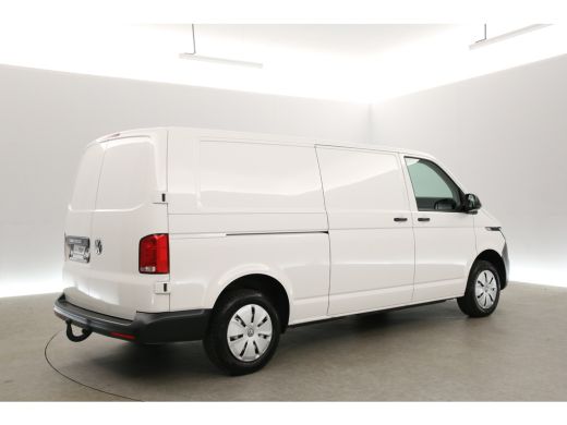 Volkswagen Transporter 2.0 TDI L2H1 150PK | Aut. | Airco | Cruise | Carplay | 3 Zits | Parkeersens. | Trekhaak ActivLease financial lease