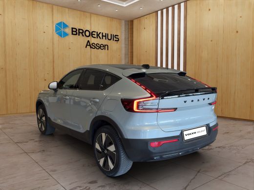 Volvo  C40 Single Motor Extened Range Core 82 kWh | Camera | Panorama dak | Parkeer sensoren V+A | Extended ... ActivLease financial lease