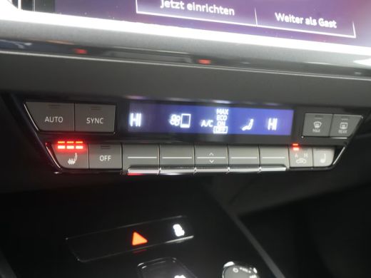 Audi Q4 e-tron 40 S-LINE 82 kWh (150kW/204pk) ** LED, NAVI+, KEYLESS, ADAPT. CRUISE, 20-inch LMV ** 1e EIG - 32K... ActivLease financial lease