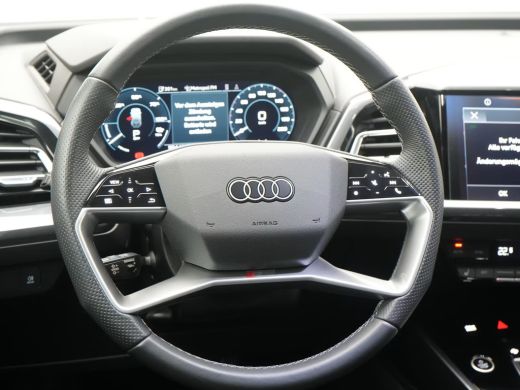 Audi Q4 e-tron 40 S-LINE 82 kWh (150kW/204pk) ** LED, NAVI+, WARMTEPOMP, ADAPT. CRUISE, 20-inch LMV ** 1e EIG - ... ActivLease financial lease