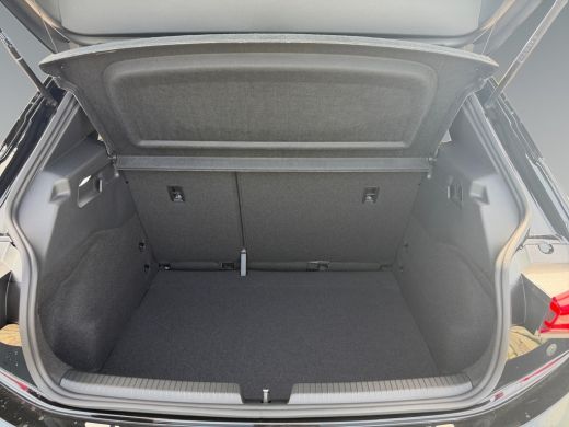 CUPRA Born Essential Limited 63 kWh ActivLease financial lease