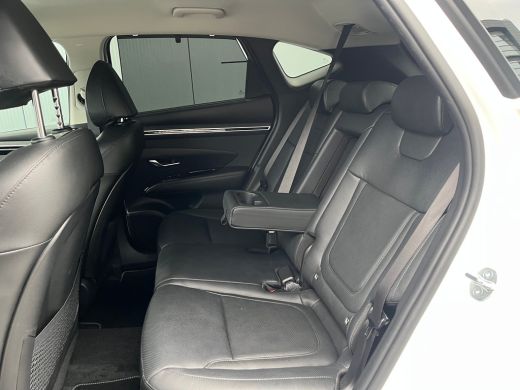 Hyundai Tucson 1.6 T-GDI 265pk PHEV Premium 4WD (299,- p/m Demo Deal!) | Leder | Carplay | Climate | Keyless | N... ActivLease financial lease