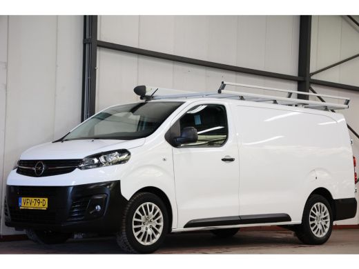 Opel Vivaro 1.5 CDTI L3H1 LANG IMPERIAAL EN TREKHAAK