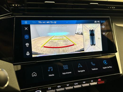 Peugeot e-308 GT 58 kWh Warmtepomp | Stoel massage | Adaptive Cruise | Stoel en stuurverwarming | 360&deg; camera |... ActivLease financial lease