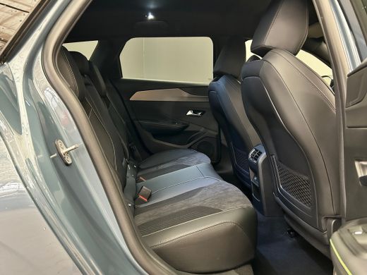 Peugeot e-308 GT 58 kWh Warmtepomp | Stoel massage | Adaptive Cruise | Stoel en stuurverwarming | 360&deg; camera |... ActivLease financial lease