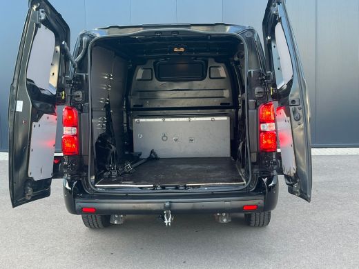 Peugeot Expert 2.0 BlueHDI 180 Long Asphalt | Automaat | Camera | Navigatie | Trekhaak | Enkele Beschadigingen ActivLease financial lease