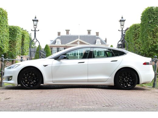 Tesla Model S SPECIAL BLACK EDITION | NL-AUTO! | 1E EIGENAAR! | PANODAK | AUTOPILOT | LUCHTVERING | LEDER/STOF ... ActivLease financial lease