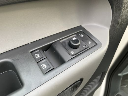 Volkswagen ID. Buzz Cargo Cargo Economy Business 170PK RWD | Achterdeuren | Achteruitrijcamera | app connect ActivLease financial lease