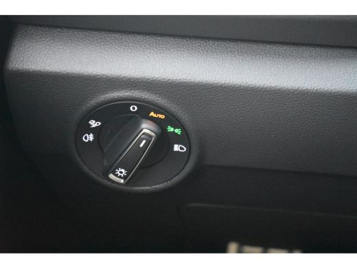 Volkswagen T-Roc 1.5 TSI 150PK R-line | TREKHAAK | STOELVERW. | CAMERA ACHTER | ADAPT. CRUISE | APP. CONNECT | AIR... ActivLease financial lease