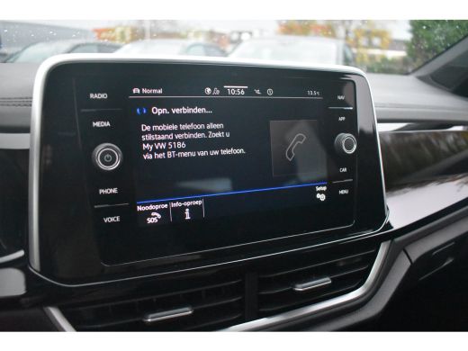 Volkswagen T-Roc 1.5 TSI 150PK R-line | TREKHAAK | STOELVERW. | CAMERA ACHTER | ADAPT. CRUISE | APP. CONNECT | AIR... ActivLease financial lease