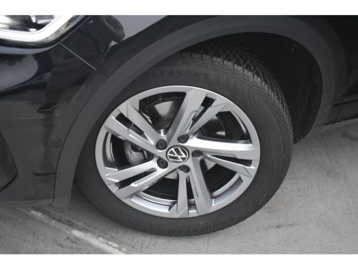 Volkswagen T-Roc 1.5 TSI 150PK R-line | TREKHAAK | STOELVERW. | CAMERA ACHTER | ADAPT. CRUISE | APP. CONNECT | AIR... ActivLease financial lease