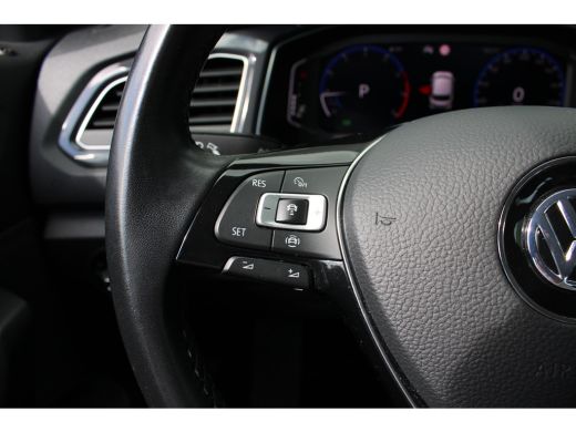 Volkswagen T-Roc 1.5 TSI Sport | AUTOMAAT | Navigatie | Adaptieve Cruise Control | Bluetooth | Climate Control | |... ActivLease financial lease
