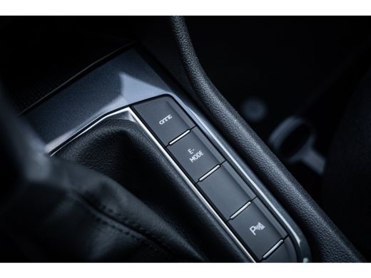 Volkswagen Tiguan 1.4 TSI eHybrid Life 245PK | Achteruitrij Camera | Airco (automatisch) | Keyless entry ActivLease financial lease