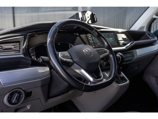 Volkswagen Transporter 2.0 TDI BULLI | L1H1 | 150PK | LED | Automaat | Camera | Carplay | PDC | Trekhaak ActivLease financial lease