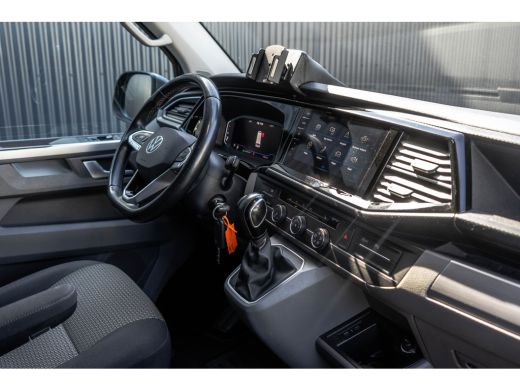 Volkswagen Transporter 2.0 TDI BULLI | L1H1 | 150PK | LED | Automaat | Camera | Carplay | PDC | Trekhaak ActivLease financial lease
