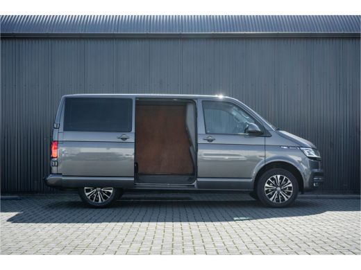 Volkswagen Transporter 2.0 TDI BULLI | L1H1 | 150PK | LED | Automaat | Camera | Carplay | PDC | Trekhaak ActivLease financial lease