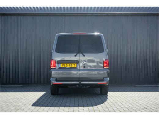 Volkswagen Transporter 2.0 TDI BULLI | L1H1 | 150PK | LED | Automaat | Camera | Carplay | PDC | Trekhaak ActivLease financial lease