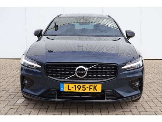 Volvo  V60 2.0 B3 R-Design | Trekhaak | Pano | Harman Kardon | ActivLease financial lease