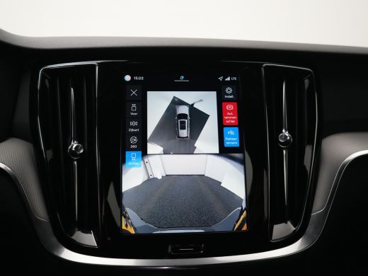 Volvo  V60 2.0 T6 Plug-in hybrid AWD Plus Dark | 360&deg; | Harman/Kardon | BLIS | Trekhaak | ActivLease financial lease