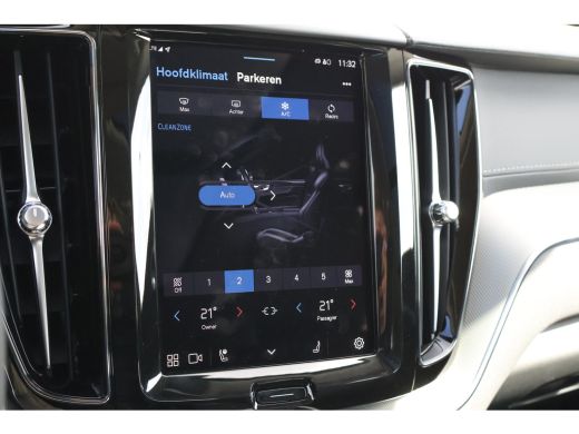 Volvo  XC60 2.0 T6 Plug-in hybrid AWD Ultimate Bright | Harman Kardon | Luchtvering | Panoramadak | 21"| ActivLease financial lease