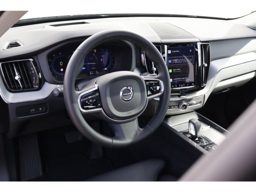 Volvo  XC60 2.0 T6 Plug-in hybrid AWD Ultimate Bright | Harman Kardon | Luchtvering | Panoramadak | 21"| ActivLease financial lease