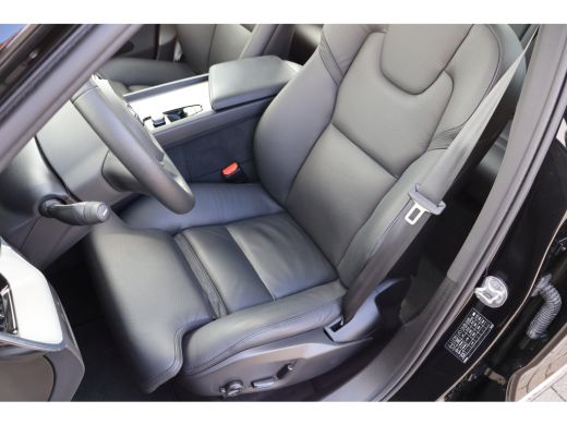 Volvo  XC60 2.0 T6 Plug-in hybrid AWD Ultimate Bright | Harman Kardon | Luchtvering | Panoramadak | 21"| ActivLease financial lease