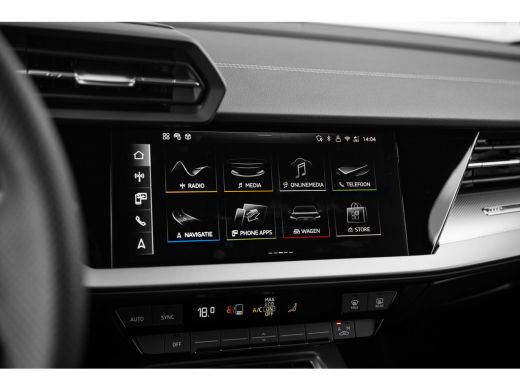 Audi A3 Limousine 30 TFSI S edition | Trekhaak | Carplay | Comfortpakket Plus | Achteruitrijcamera | ActivLease financial lease