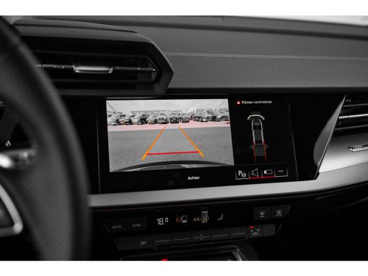 Audi A3 Limousine 30 TFSI S edition | Trekhaak | Carplay | Comfortpakket Plus | Achteruitrijcamera | ActivLease financial lease