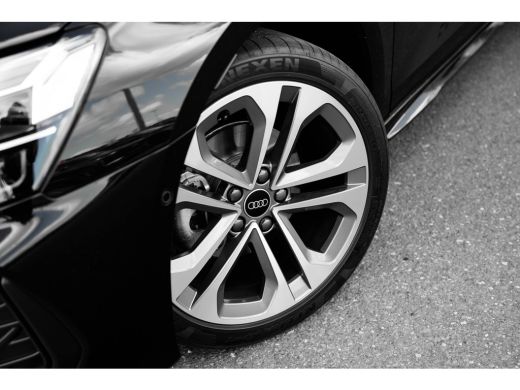 Audi A3 Limousine 30 TFSI S edition | Trekhaak | Carplay | Comfortpakket Plus | Achteruitrijcamera | ActivLease financial lease