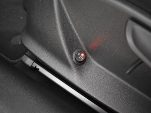 Audi A4 Limousine 35 TFSI Sport S line edition 100% Dealeronderhouden | Voorstoelen verwarmd | Cruise con... ActivLease financial lease