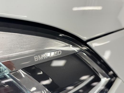 BMW 1 Serie Business Edition Plus | Sportstuur | Sportstoelen | Parkeersensoren voor en achter | Achteruitrij... ActivLease financial lease