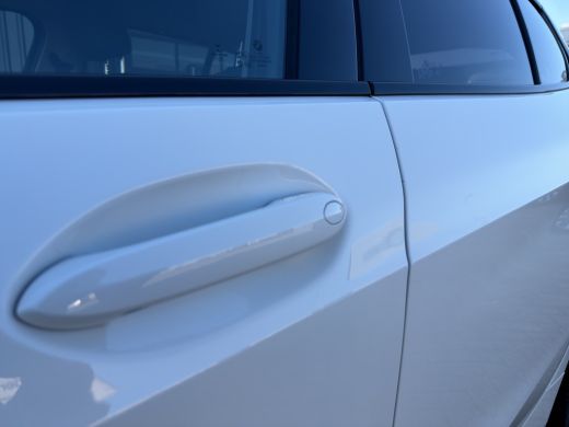 BMW 1 Serie Business Edition Plus | Sportstuur | Sportstoelen | Parkeersensoren voor en achter | Achteruitrij... ActivLease financial lease