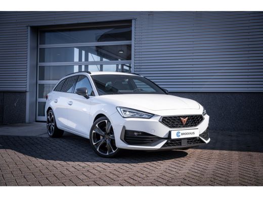 CUPRA Leon Sportstourer 1.4 VZ e-Hybrid 245PK | Achteruitrijcamera | Full-LED koplampen | Lichtmetalen velgen 19" ActivLease financial lease