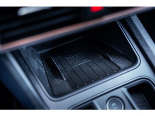 CUPRA Leon Sportstourer 1.4 VZ e-Hybrid 245PK | Achteruitrijcamera | Full-LED koplampen | Lichtmetalen velgen 19" ActivLease financial lease